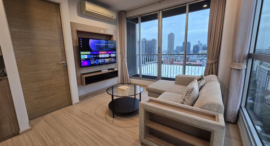 Condo en alquiler de 1 habitaciones en Phra Khanong, Bangkok