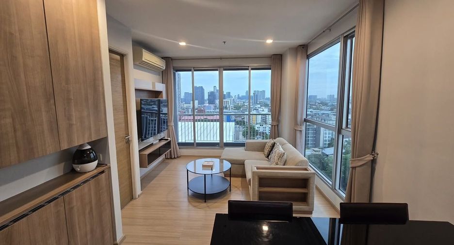 Condo en alquiler de 1 habitaciones en Phra Khanong, Bangkok