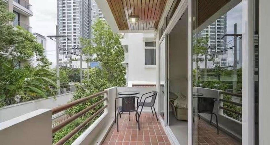 For rent 5 ベッドルーム house in Watthana, Bangkok