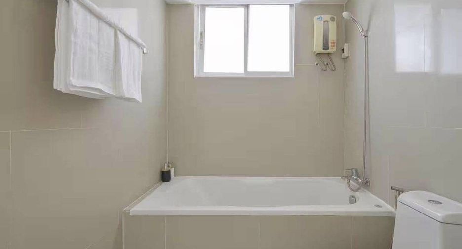 For rent 5 ベッドルーム house in Watthana, Bangkok
