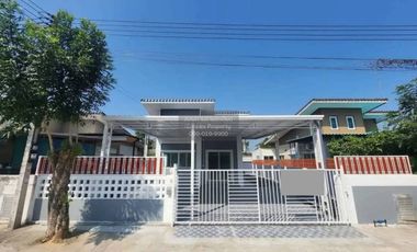 Haus zum Kauf mit 3 Zimmer in Lam Luk Ka, Pathum Thani