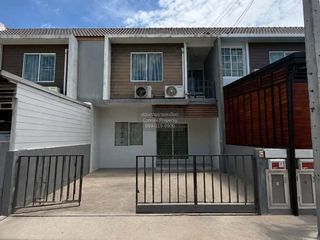 For sale 4 ベッドルーム townhouse in Sai Noi, Nonthaburi