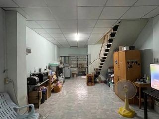 Casa adosada en venta de 2 habitaciones en Bangkok Noi, Bangkok