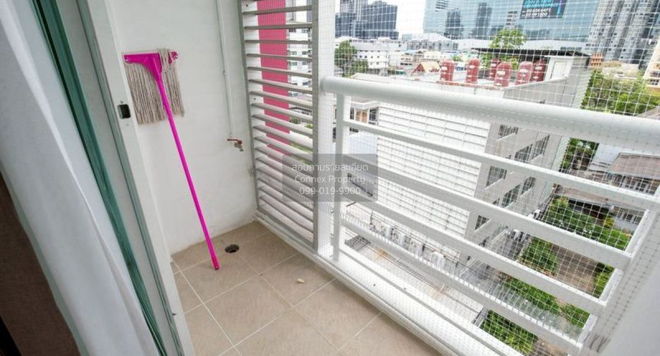 À vendre 1 chambre condo à Phra Khanong, Bangkok