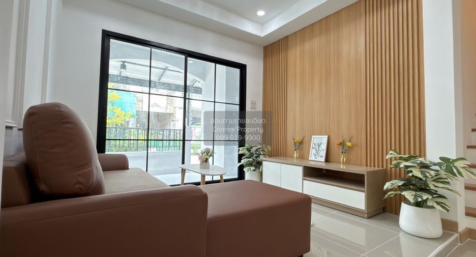 For sale 4 ベッドルーム townhouse in Bang Bua Thong, Nonthaburi