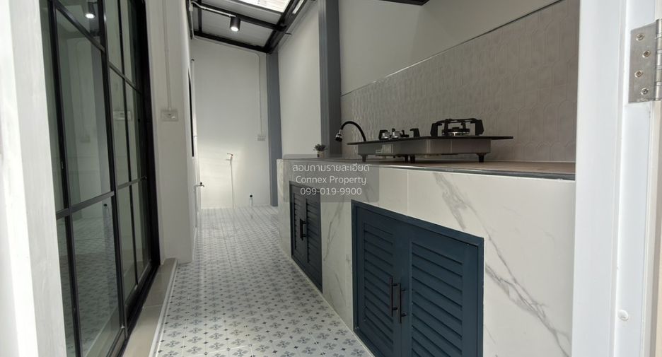 For sale 4 ベッドルーム townhouse in Bang Bua Thong, Nonthaburi
