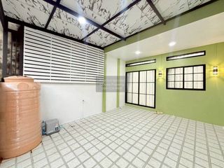 À vendre 2 chambres maison de ville à Bueng Kum, Bangkok