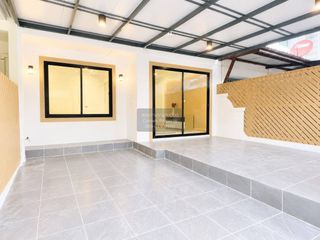 For sale 4 ベッドルーム townhouse in Bang Kruai, Nonthaburi