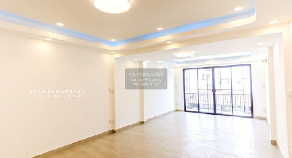 For sale 2 bedrooms townhouse in Lat Phrao, Bangkok