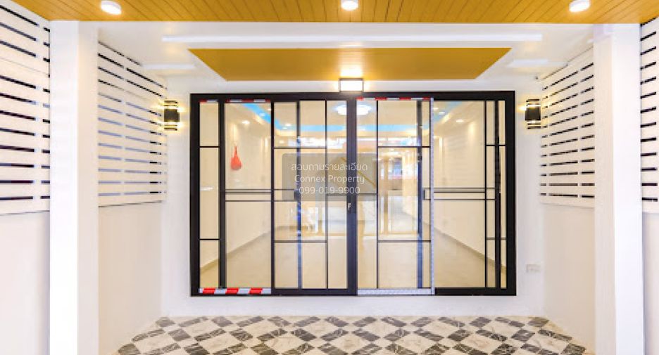 For sale 2 bedrooms townhouse in Lat Phrao, Bangkok