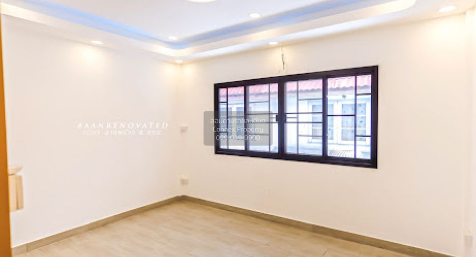 For sale 2 bedrooms townhouse in Lat Phrao, Bangkok