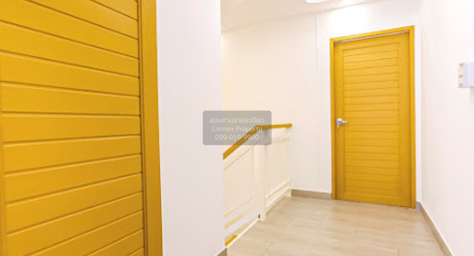 For sale 2 bedrooms townhouse in Lat Phrao, Bangkok