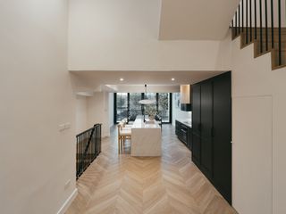 Casa adosada en venta de 5 habitaciones en Khlong Toei, Bangkok