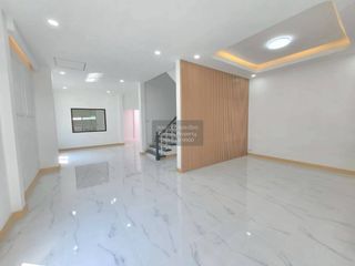 Casa en venta de 3 habitaciones en Thanyaburi, Pathum Thani