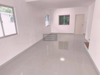 Reihenhaus zum Kauf mit 3 Zimmer in Bang Sao Thong, Samut Prakan