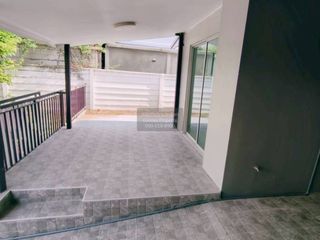 Reihenhaus zum Kauf mit 3 Zimmer in Bang Sao Thong, Samut Prakan