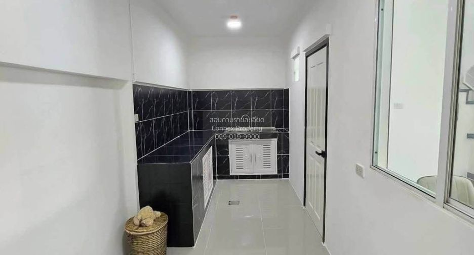 For sale 3 ベッドルーム townhouse in Bang Kruai, Nonthaburi