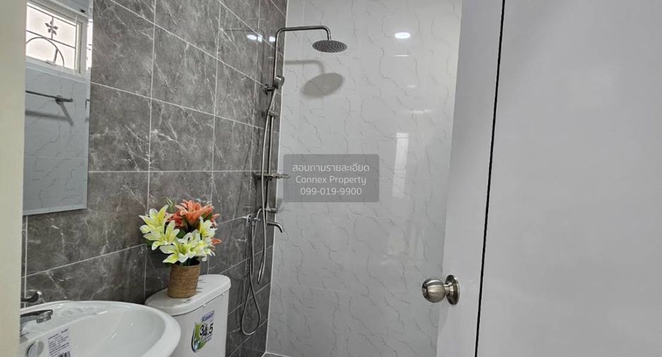 Haus zum Kauf mit 3 Zimmer in Min Buri, Bangkok