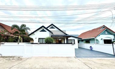 Haus zum Kauf mit 3 Zimmer in Bang Lamung, Chonburi
