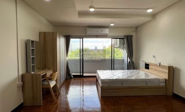 For sale 1 bed condo in Phaya Thai, Bangkok