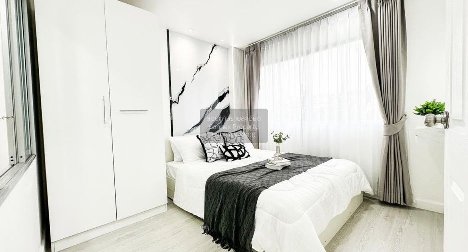 For sale 1 bed condo in Bang Kapi, Bangkok