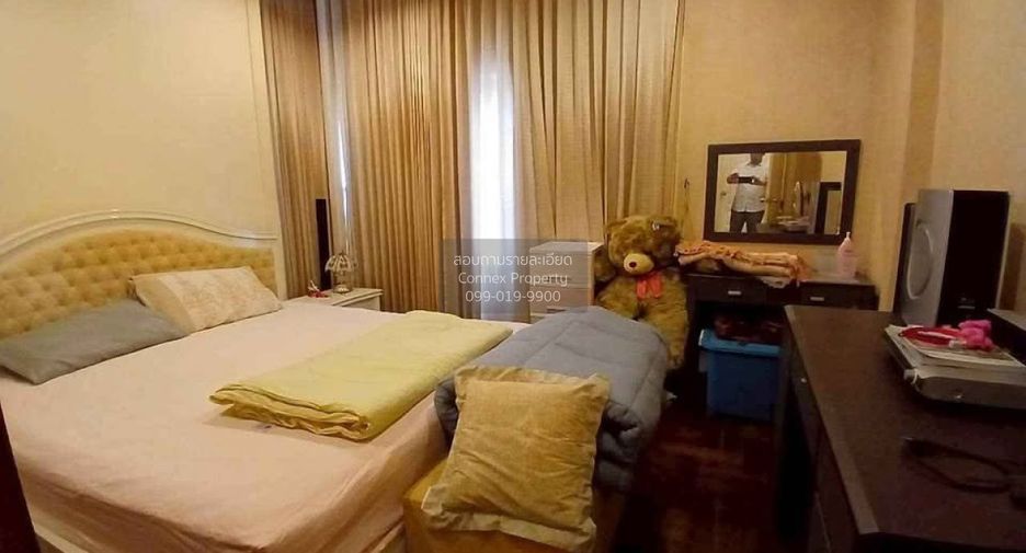 À vendre 3 chambres maison à Bang Khae, Bangkok