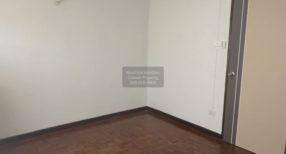 Reihenhaus zum Kauf mit 2 Zimmer in Mueang Samut Prakan, Samut Prakan