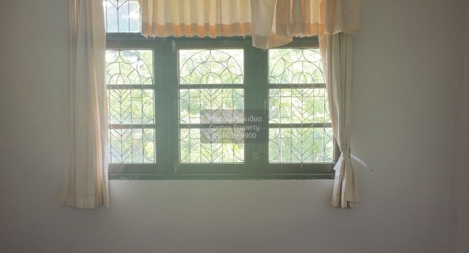 Reihenhaus zum Kauf mit 2 Zimmer in Mueang Samut Prakan, Samut Prakan