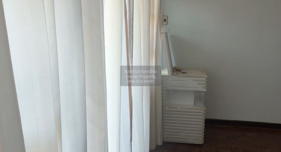 Reihenhaus zum Kauf mit 2 Zimmer in Mueang Samut Prakan, Samut Prakan