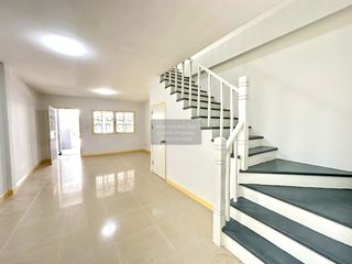 For sale 3 ベッドルーム townhouse in Sai Noi, Nonthaburi