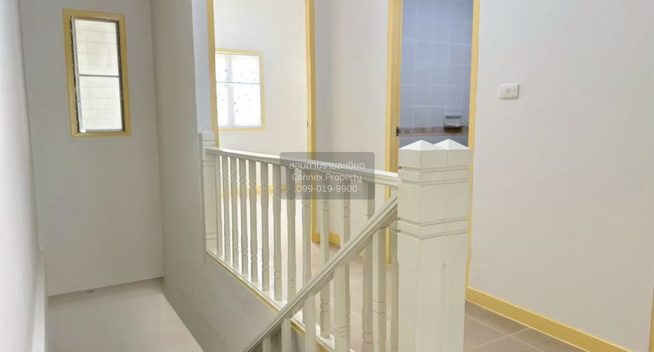 For sale 3 ベッドルーム townhouse in Sai Noi, Nonthaburi