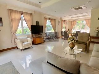 Haus zum Kauf mit 4 Zimmer in Suan Luang, Bangkok