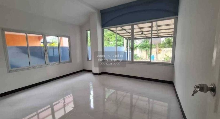 Haus zum Kauf mit 4 Zimmer in Thanyaburi, Pathum Thani