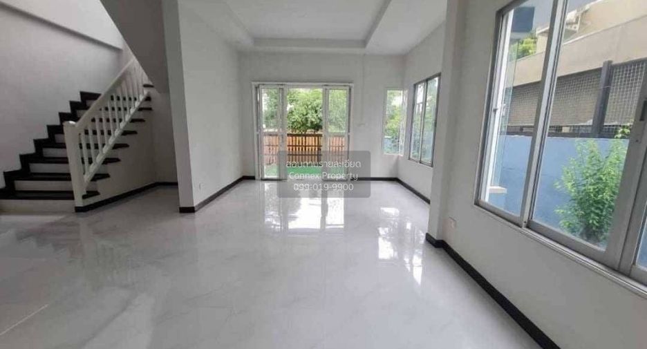 Haus zum Kauf mit 4 Zimmer in Thanyaburi, Pathum Thani