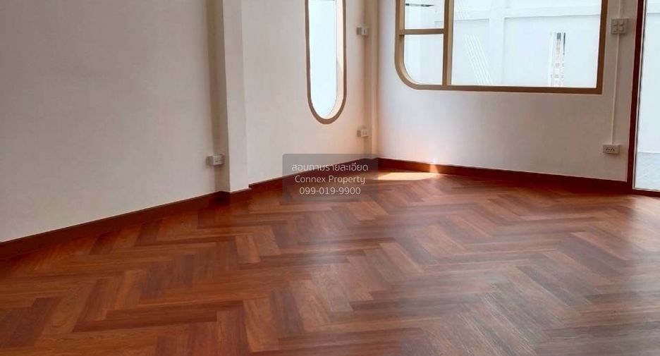 For sale 2 bedrooms house in Wang Thonglang, Bangkok