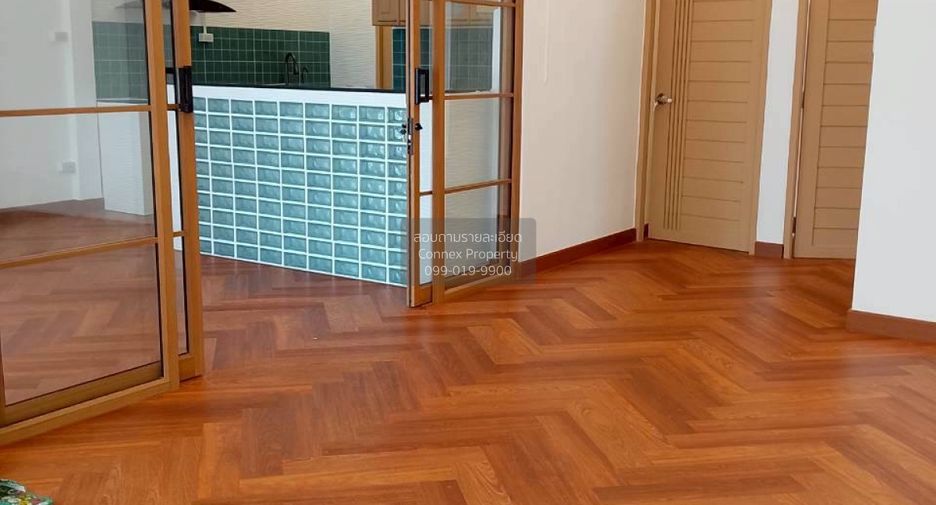 For sale 2 bedrooms house in Wang Thonglang, Bangkok