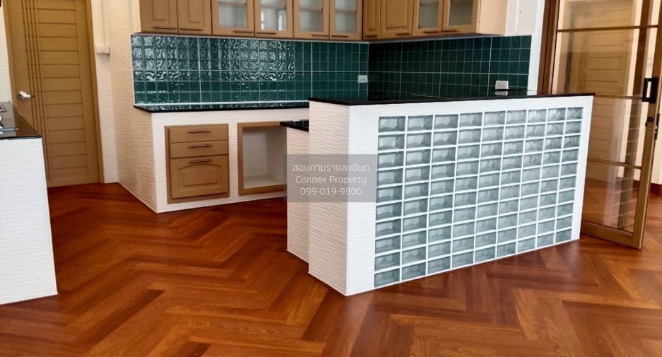 For sale 2 bedrooms house in Wang Thonglang, Bangkok