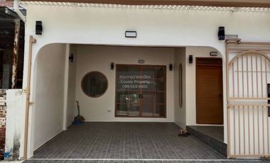 For sale 2 bedrooms house in Wang Thonglang, Bangkok