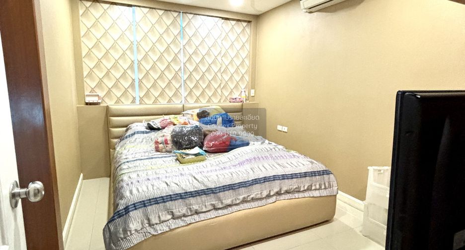 Casa adosada en venta de 6 habitaciones en Chatuchak, Bangkok