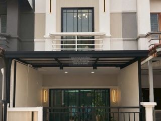 À vendre 2 chambres maison de ville à Sai Mai, Bangkok