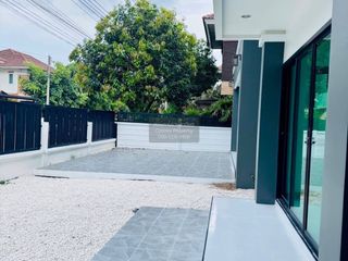 Casa en venta de 3 habitaciones en Thanyaburi, Pathum Thani
