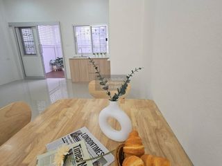 Casa adosada en venta de 3 habitaciones en Don Mueang, Bangkok