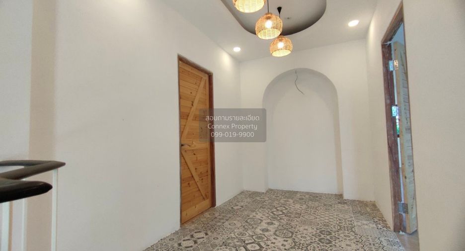 For sale 3 bedrooms house in Wang Thonglang, Bangkok
