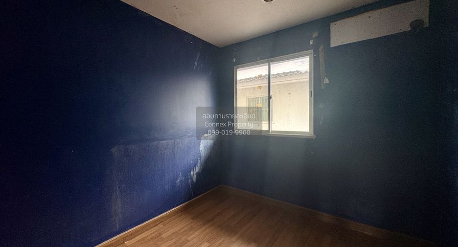 Casa adosada en venta de 3 habitaciones en Nong Khaem, Bangkok