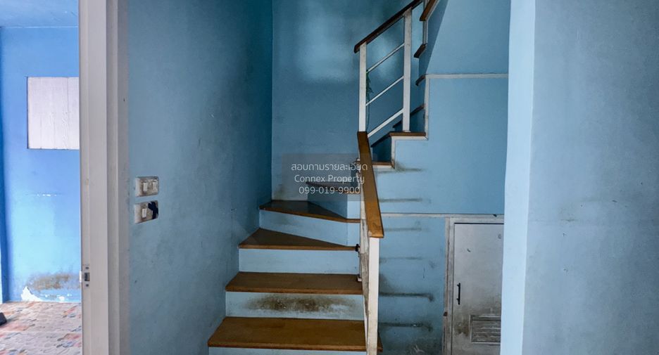 Casa adosada en venta de 3 habitaciones en Nong Khaem, Bangkok