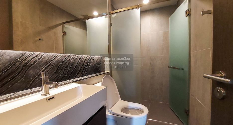 For sale 1 bed condo in Khlong Toei, Bangkok