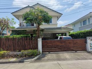 Haus zum Kauf mit 3 Zimmer in Bang Khun Thian, Bangkok
