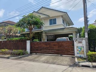 Haus zum Kauf mit 3 Zimmer in Bang Khun Thian, Bangkok