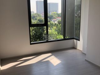 À vendre 2 chambres condo à Phasi Charoen, Bangkok