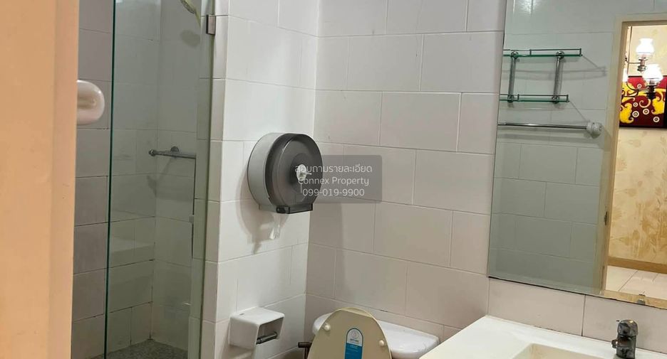 For sale 1 bed condo in Khlong San, Bangkok